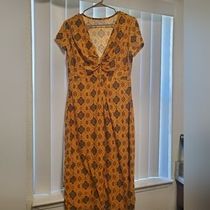 XL Yellow patterned dress
